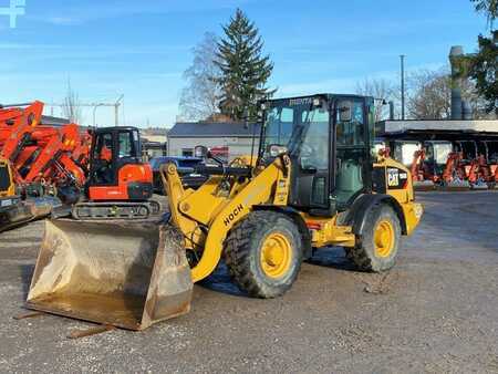 Ładowarki kołowe 2017 Caterpillar 906M Radlader Schaufel+Gabel EPA Sticker (3)