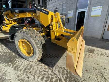 Grejdry 2023 Caterpillar 140-14A AWD 6x6 Grader Frontschild + 5 Zahn-Ripper (15)