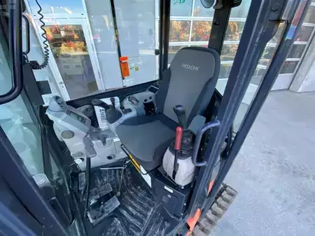 Minigrävare 2016 Hitachi ZX 38U-5A CLR Kurzheck KLIMA Minibagger (15)