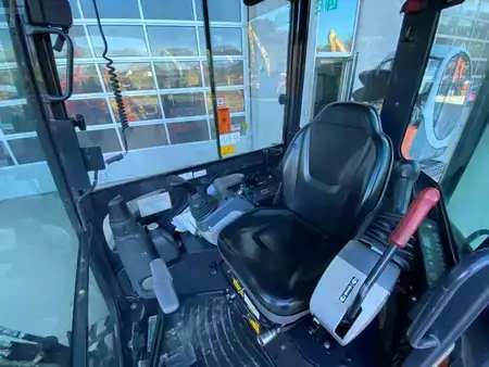 Minibagry 2017 Hitachi ZX 26U-5A CR Kurzheck Minibagger 2.7 Tonnen (17)