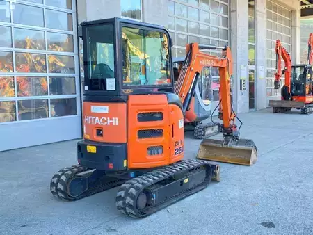 Minibagry 2017 Hitachi ZX 26U-5A CR Kurzheck Minibagger 2.7 Tonnen (7)