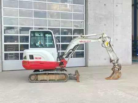 Minibagry 2016 Takeuchi TB 230 MSA V3 Power-Tilt HS03 wie TB240, 250 (8)