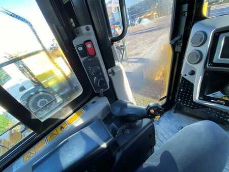 Ostatní 2019 Caterpillar D6T XL Ripper Schutzbelüftung Kamera Klima TOP (16)
