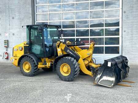 Radlader 2020 Caterpillar 906M Radlader Schaufel + Gabel EPA-Sticker (3)