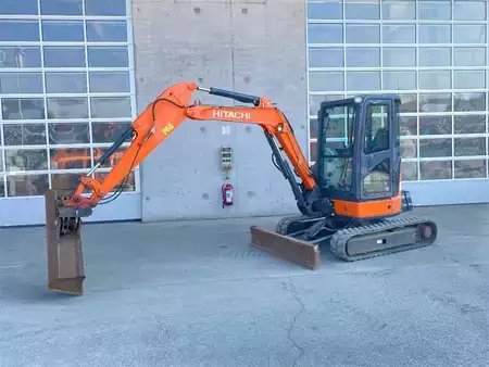 Minigrävare 2015 Hitachi ZX38U-5A CLR Kurzheck KLIMAANLAGE MS03 (2)