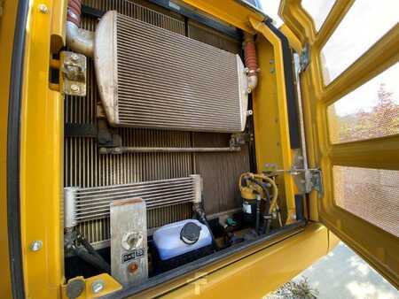 Korečková rýpadla 2018 Caterpillar 330FLN Mono-Ausleger OilQuick OQ80 Abbruchgitter (14)