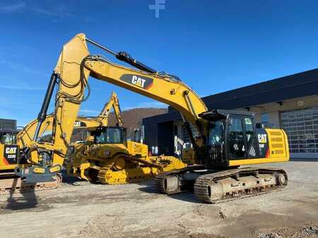 Korečková rýpadla 2018 Caterpillar 330FLN Mono-Ausleger OilQuick OQ80 Abbruchgitter (3)