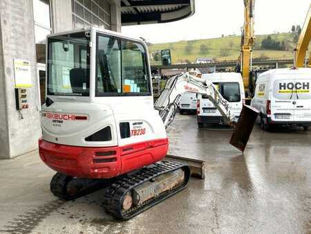 Takeuchi TB 230 V3 Power-Tilt HS03 wie TB240, TB225