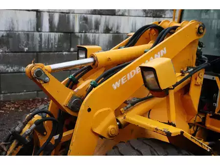 Kolové nakladače 2004 Weidemann P50 2006 (14)