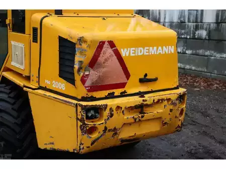 Kolové nakladače 2004 Weidemann P50 2006 (21)