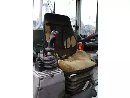 Kolové nakladače 2004 Weidemann P50 2006 (34)