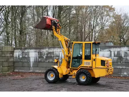 Kolové nakladače 2004 Weidemann P50 2006 (38)