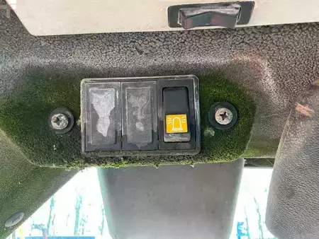 Pyöräkuormaajat 1996 Komatsu WA320 3H (14)