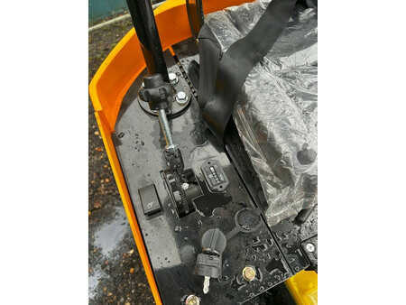 Minigraver 2024 Beartrac HT10 (19)