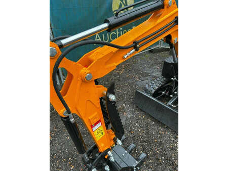 Minigraver 2024 Beartrac HT10 (22)