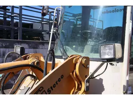 Kolové nakladače 2007 Liebherr L506 (13)