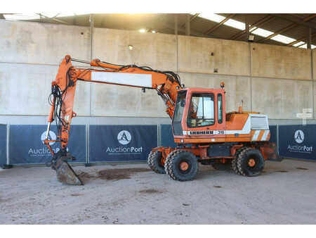Liebherr A316
