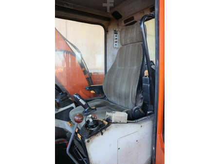 Liebherr A316