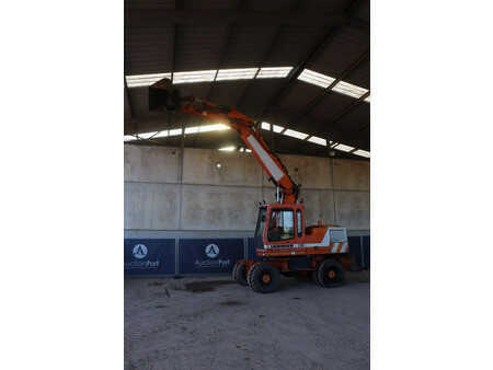 Liebherr A316