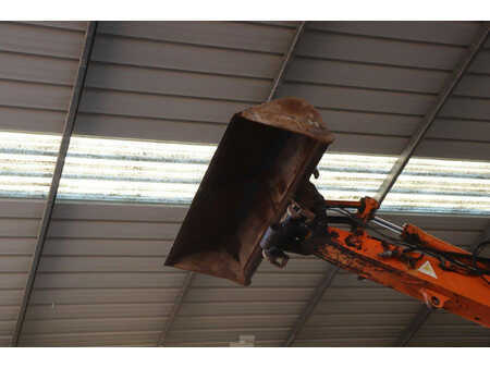 Liebherr A316