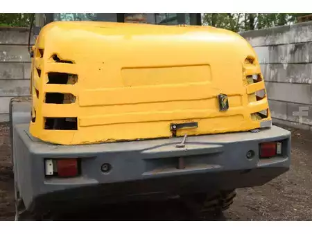 Pyöräkuormaajat 2002 Komatsu WA 75-3 (17)