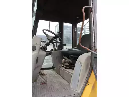 Pyöräkuormaajat 2002 Komatsu WA 75-3 (19)