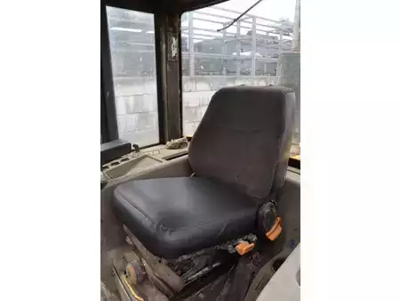 Pyöräkuormaajat 2002 Komatsu WA 75-3 (20)