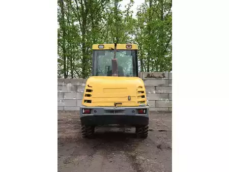 Pyöräkuormaajat 2002 Komatsu WA 75-3 (5)