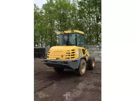 Pyöräkuormaajat 2002 Komatsu WA 75-3 (6)
