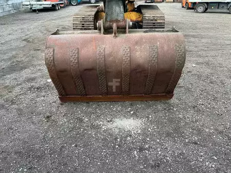 Pelles sur chenilles 1988 Liebherr R900B (14)