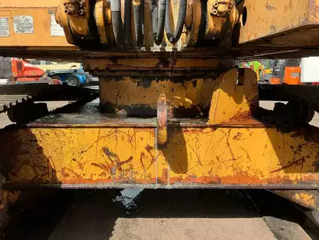 Pelles sur chenilles 1988 Liebherr R900B (8)