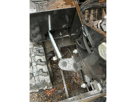 Minigraver 2024 Beartrac HT10 (10)