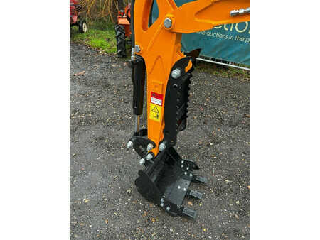 Minigraver 2024 Beartrac HT10 (6)