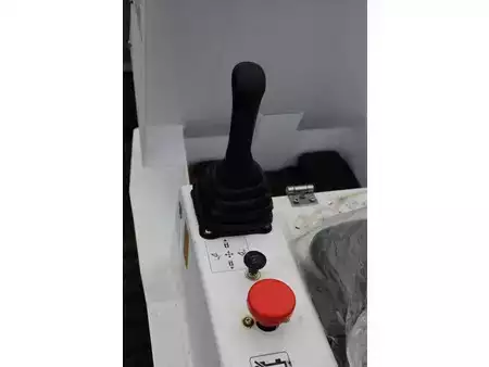 Chargeuse sur chenilles 2025 Machpro MP360 (22)