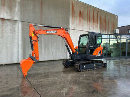 Doosan DX55-9C