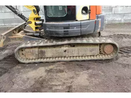 Escavatori cingolati 2011 New Holland Construction E50B SR (15)