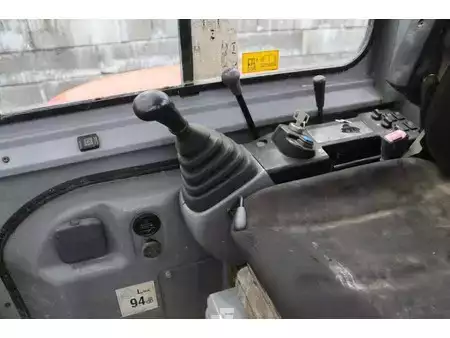 Escavatori cingolati 2011 New Holland Construction E50B SR (22)