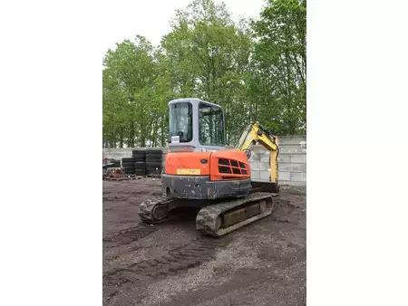 Escavatori cingolati 2011 New Holland Construction E50B SR (6)