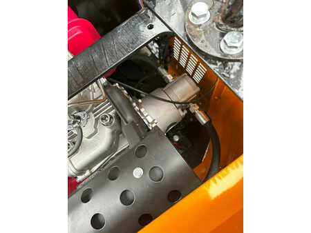 Minigraver 2024 Beartrac HT10 (18)