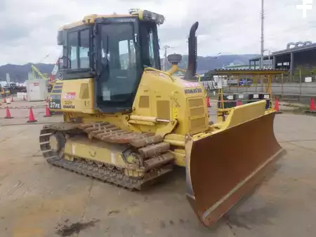 Pásové buldozery 2015 Komatsu D37PX-23 (3)