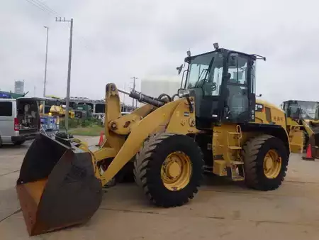 Hjullaster 2017 Caterpillar 910K (1)