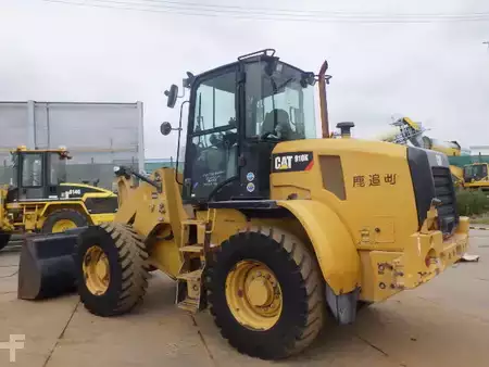 Hjullaster 2017 Caterpillar 910K (2)