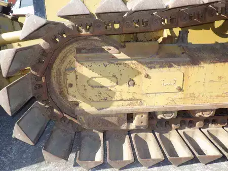 Pásové buldozery 2011 Caterpillar D3K (7)