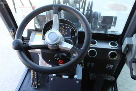 Cargadoras de ruedas 2024 [div] Optio 780H | MINIHJULLASTARE | KOMPAKTLASTARE (4)