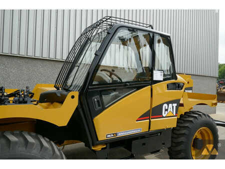 Caterpillar TH360B Welding Tractor