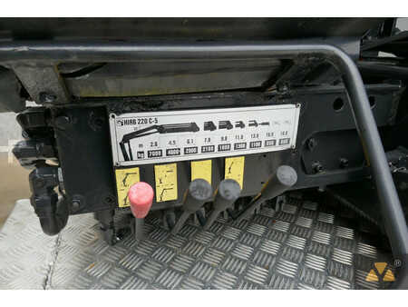 Autojeřáby 2007 Hino 700FY crane (17)