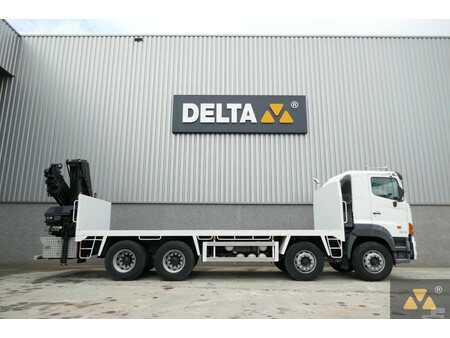 Autojeřáby 2007 Hino 700FY crane (2)