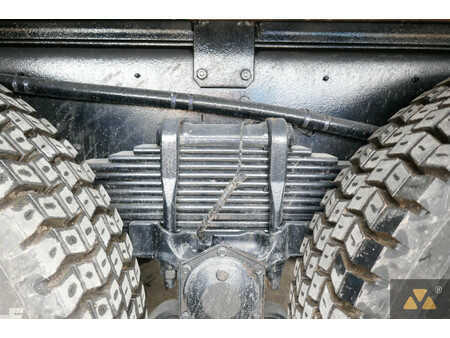 Autojeřáby 2007 Hino 700FY crane (35)