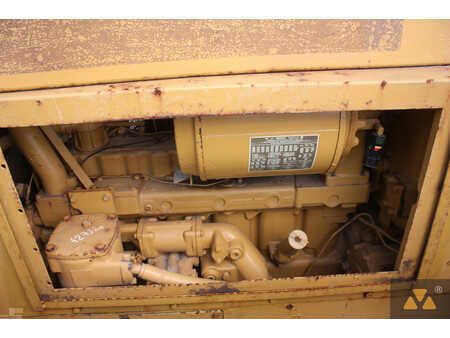 Egyéb 1995 Caterpillar D6E Pipe carrier (24)
