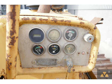 Outro 1978 Caterpillar D8K Pipe carrier (24)